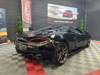 MCLAREN 570S