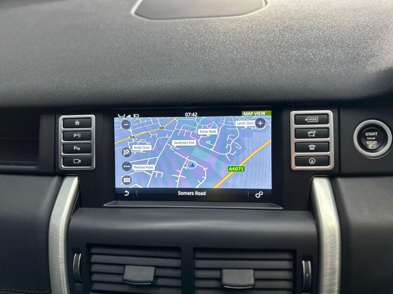 LAND ROVER DISCOVERY SPORT