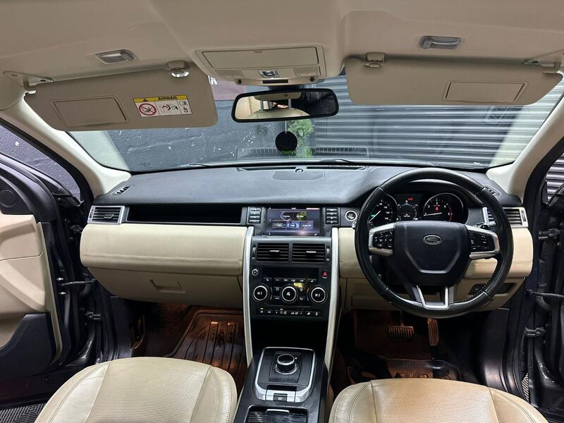LAND ROVER DISCOVERY SPORT