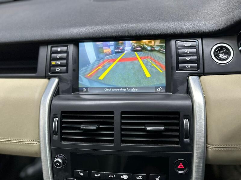 LAND ROVER DISCOVERY SPORT